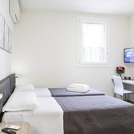 Reno Bed And Breakfast Calderara di Reno Bagian luar foto